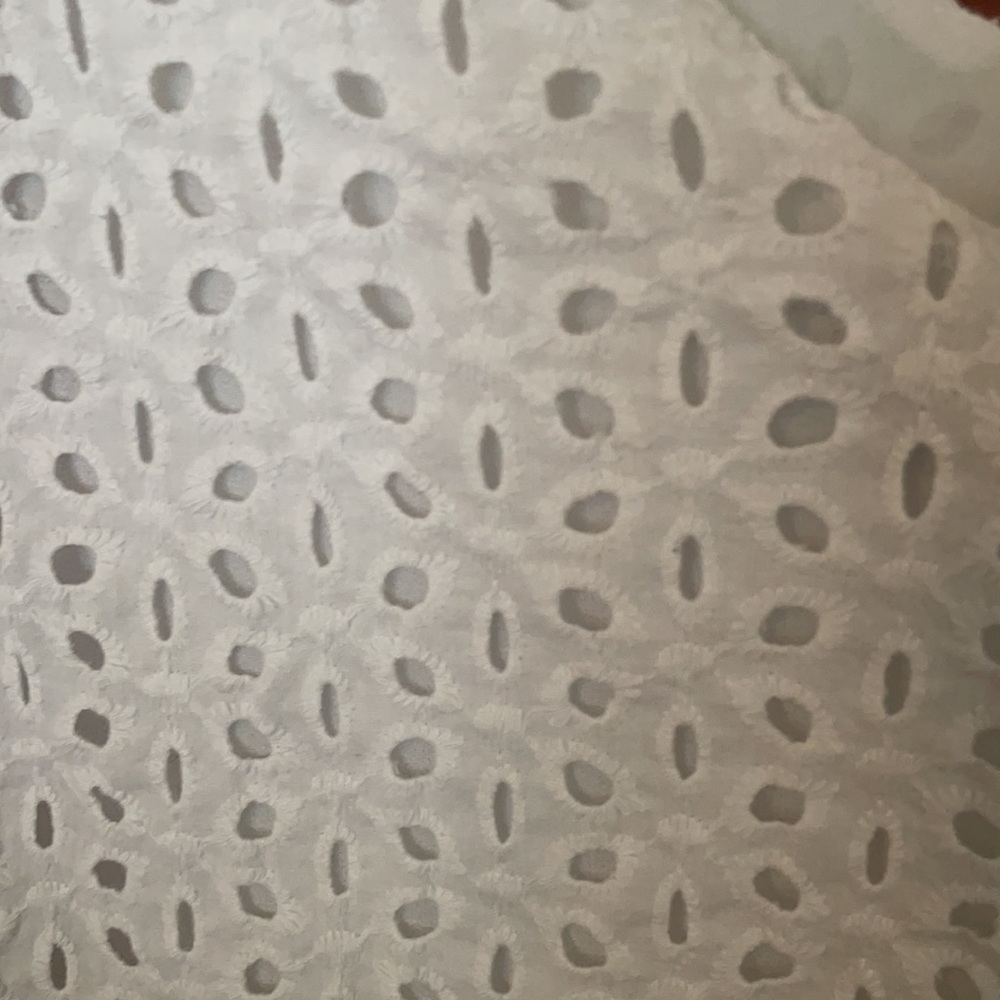 Express Eyelet Tank - Picture 2 of 2
